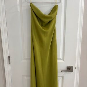 Excellent Condition House of Harlow 1960 Cowl Strapless Midi Dress